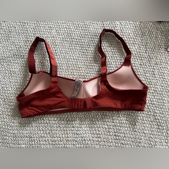 Bra - Picture 2 of 4